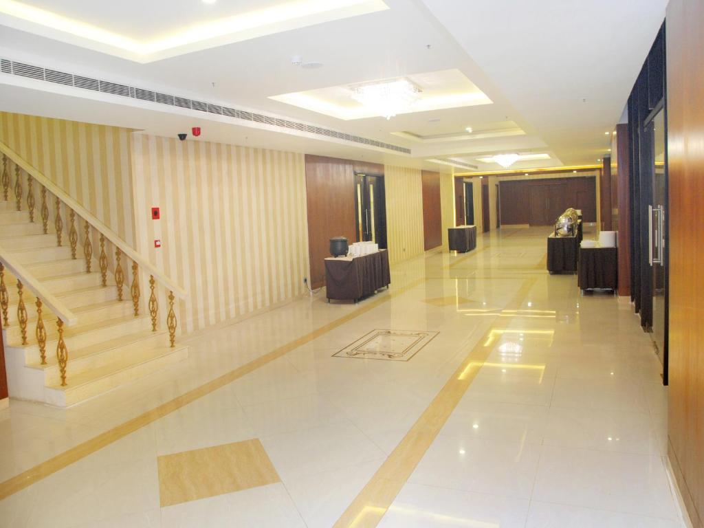 Fortune Select Grand Ridge, Tirupati - Member Itc Hotels' Group מראה חיצוני תמונה Interior of the hotel