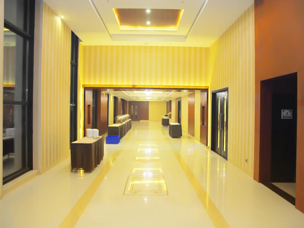 Fortune Select Grand Ridge, Tirupati - Member Itc Hotels' Group מראה חיצוני תמונה Interior of the hotel
